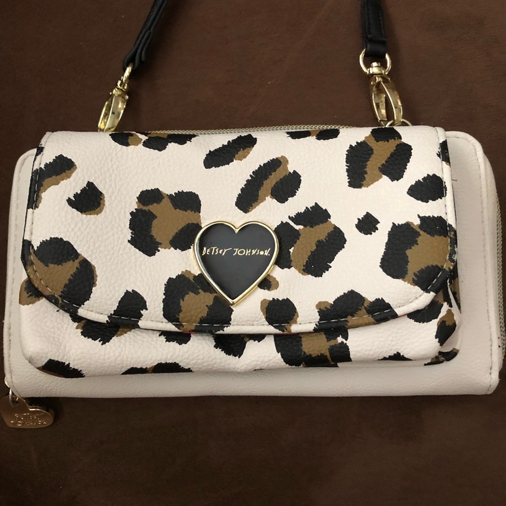 Betsey Johnson crossbody